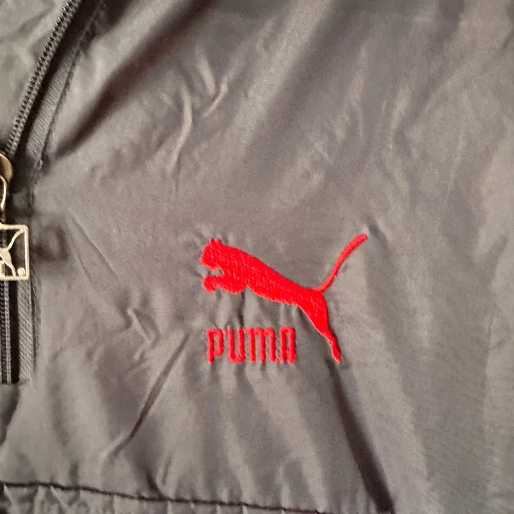Puma wind breaker - Picture 3 of 3